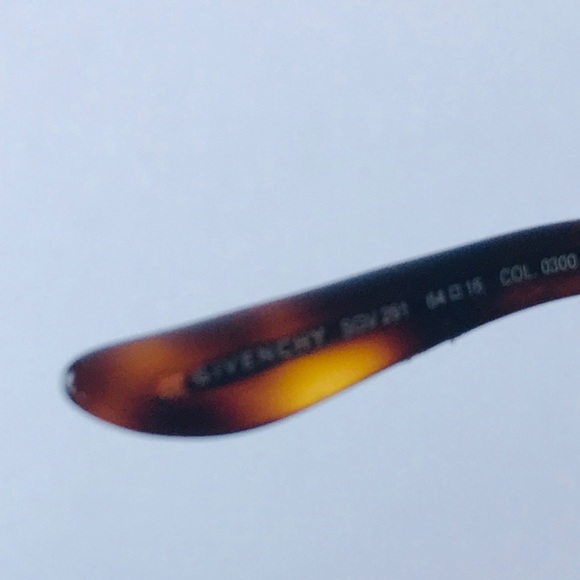 Givenchy | sunglasses - Picture 5 of 8